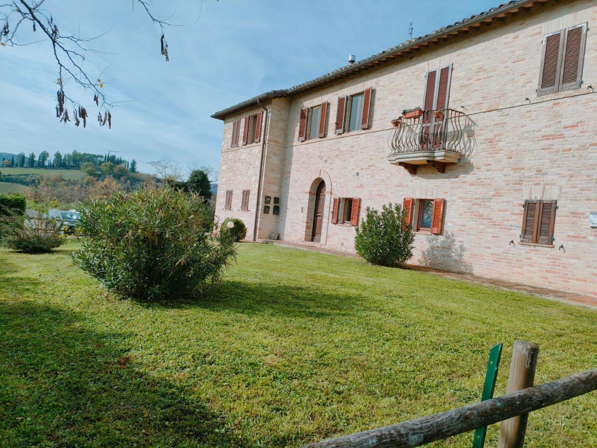 Ca' Tomassino Holiday Apartments Urbino Exterior foto